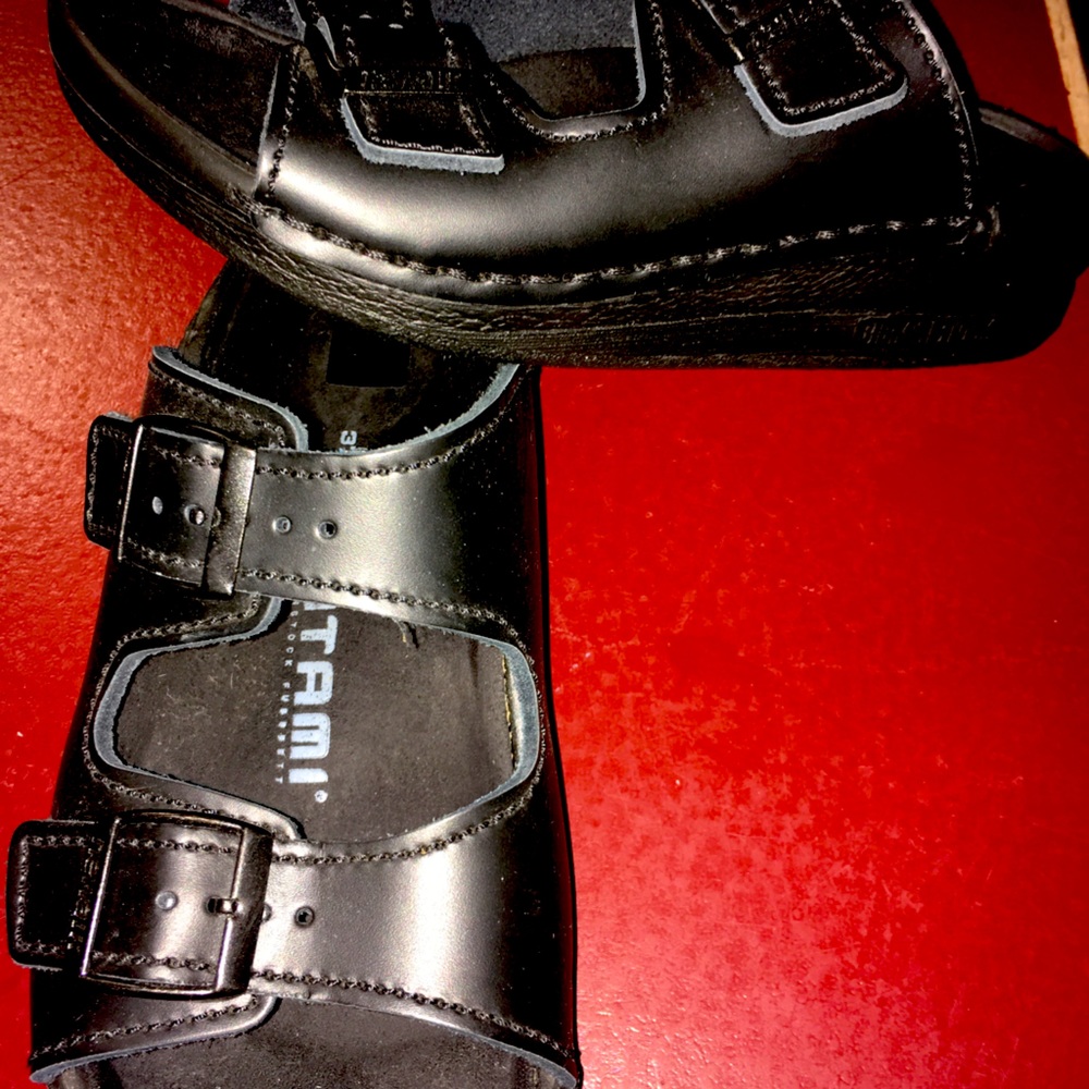 Brand New Discontinued Tatami Newark Birkenstock’s